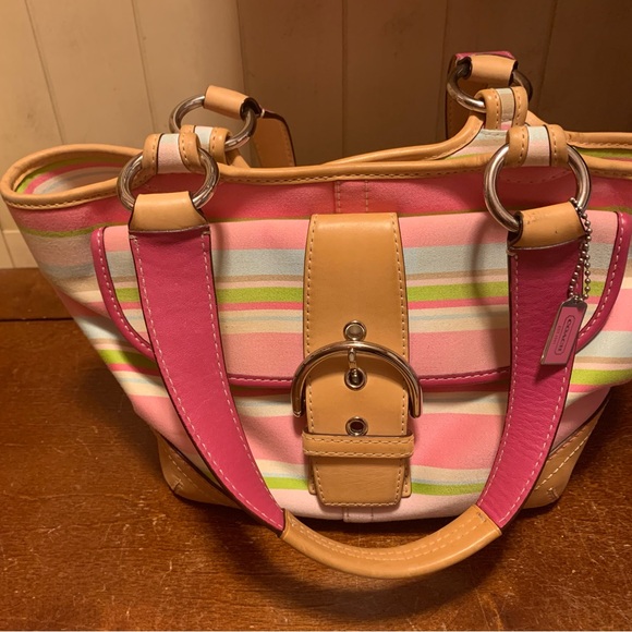 Coach Handbags - Coach Purse